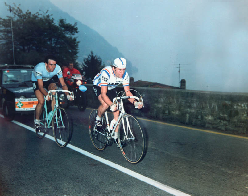 Hennie Kuiper blijft in de finale van de Ronde van Lombardije 1981 over met Gibi Baronchelli
